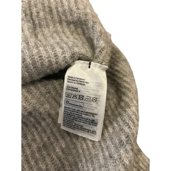 H&M angora like cozy oversized cardigan size small - Picture 5 of 8
